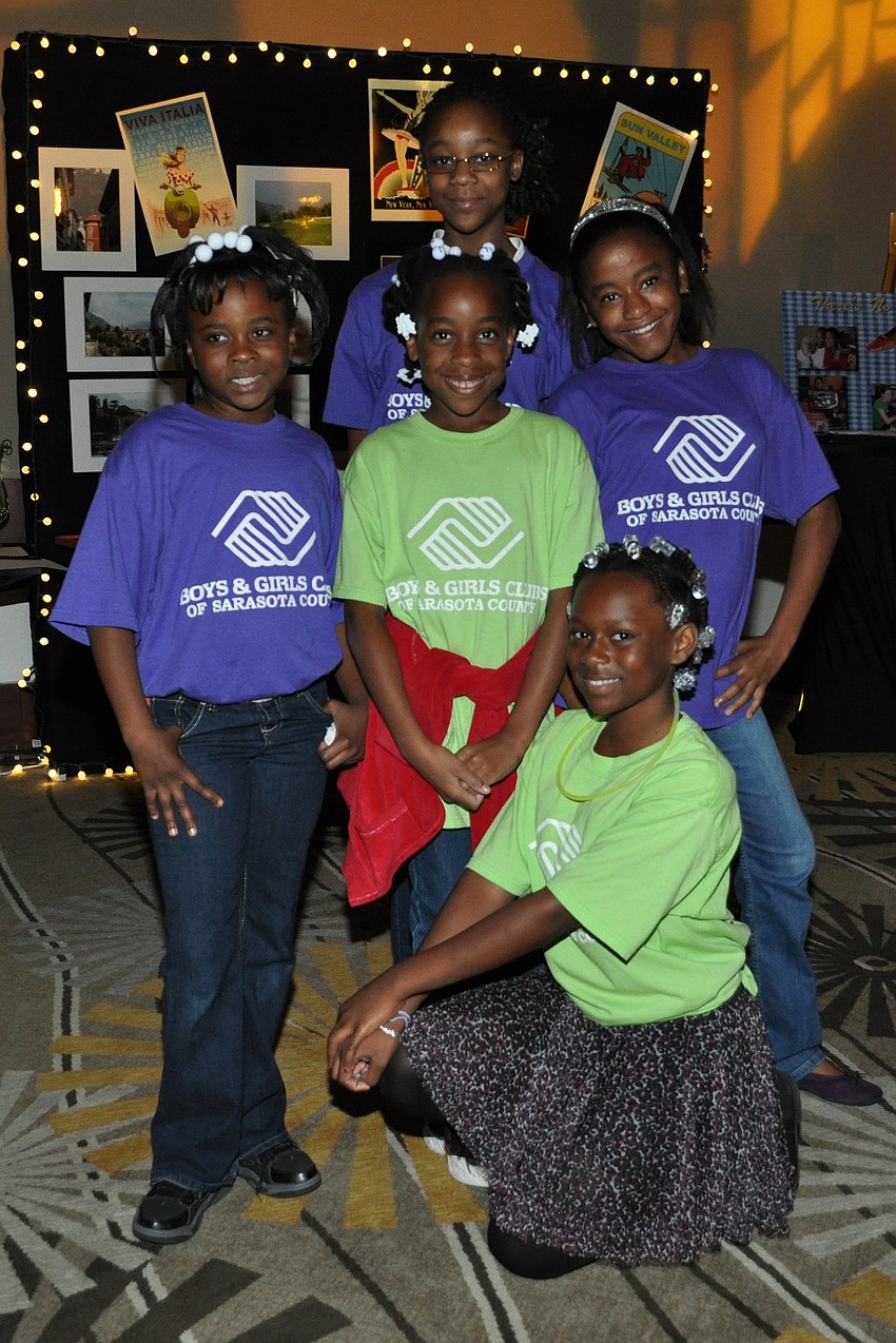 Dominique Haynes, Brionna Newell, Kaliyah Newell, Kayla McGann and Shymari Williams