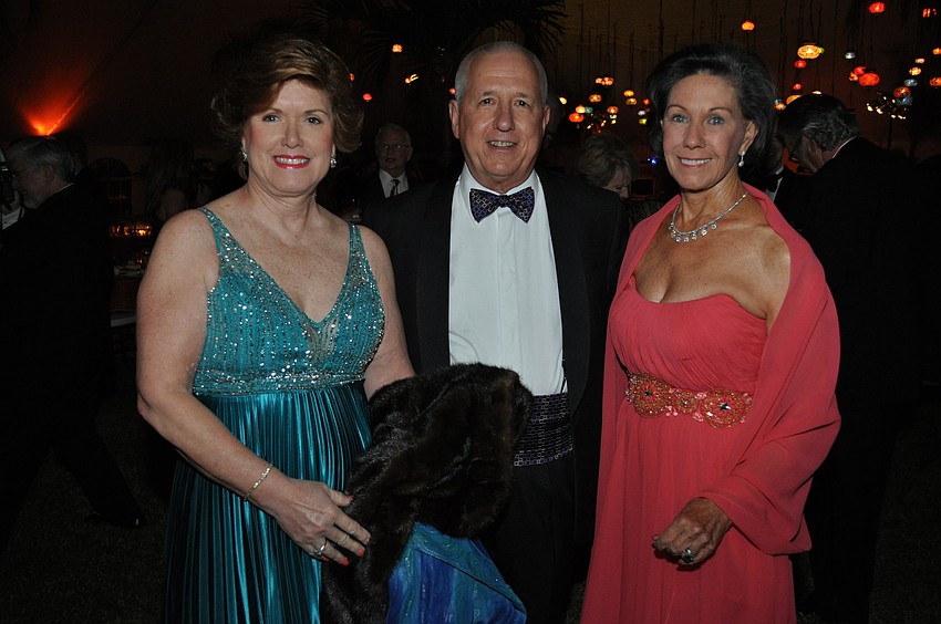 Anita and Sidney Holec with Honorary Chairwoman Cornelia Matson