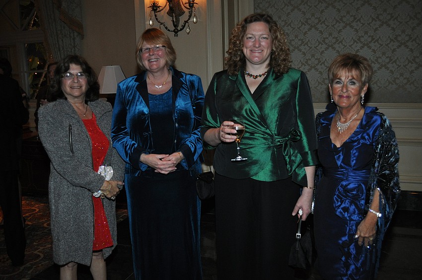 Diane Kreisman, Jeanne Gelbert, Dr. Susan Voglmaier and Bunny Skirboll