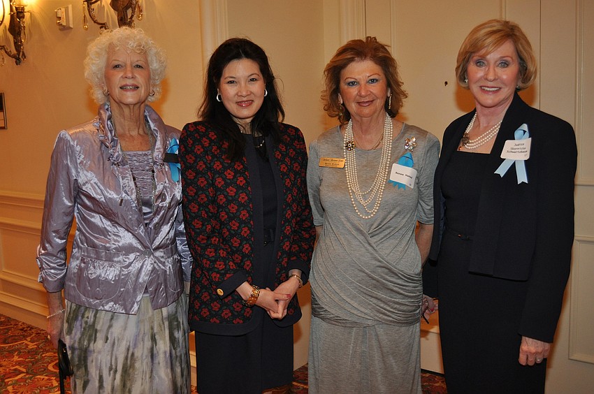 Lydia McIntire, guest speaker Sheryl WuDunn, Renee Hamad and Chairwoman Judith Skornicka Schwartzbaum