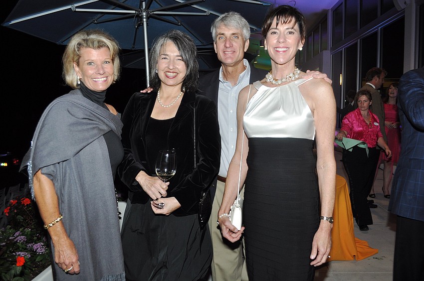 Katie Moulton and Paula Weisman with Bill and Kathy Seider