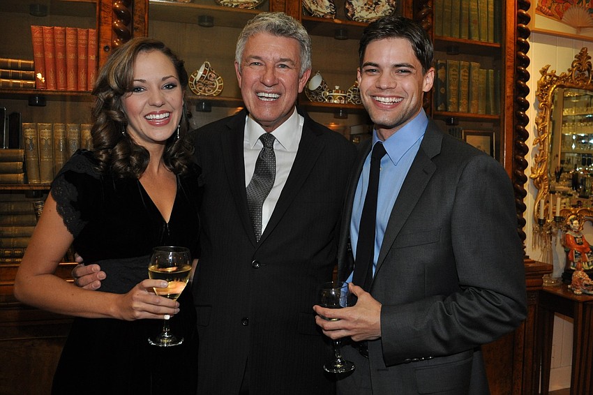 Laura Osnes (Bonnie), Michael Donald Edwards and Jeremy Jordan (Clyde)