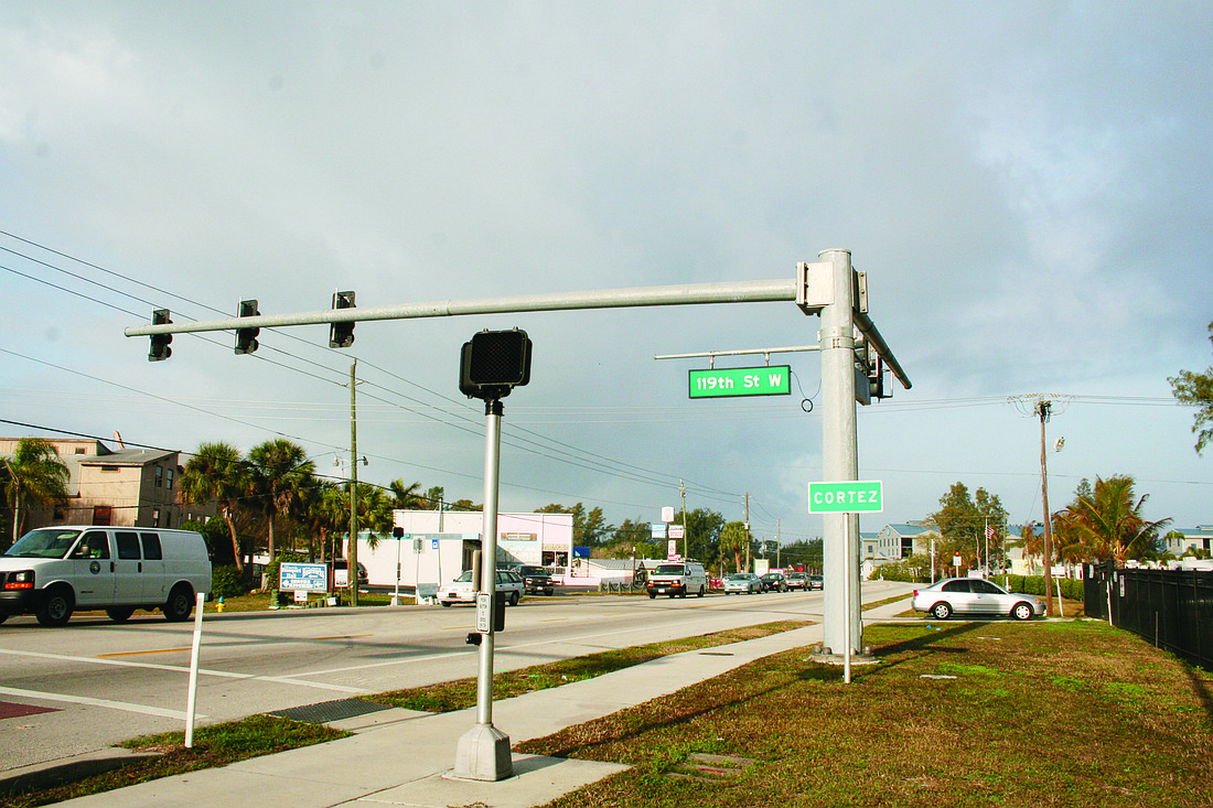 Gulf of Mexico Drive traffic signals are being replaced next week with stronger mast arms that can accommodate higher wind speeds. The signals will look like this signal on Cortez Road, in Bradenton.