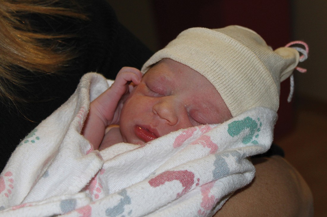 Kinley Shea Hackman was born to Marcie and Jeff Hackman at 2:16 p.m., Jan. 7, 2011.