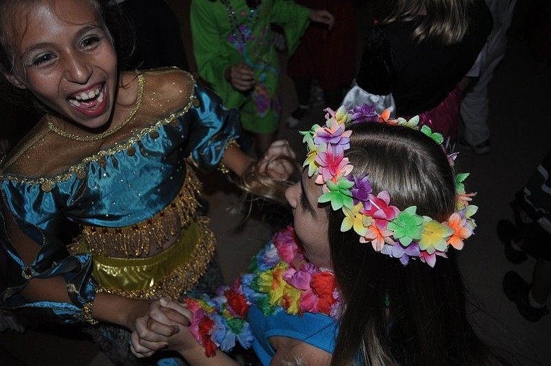 Ariana Ortega and Rose Higginbotham, both 10, couldnâ€™t stop dancing.