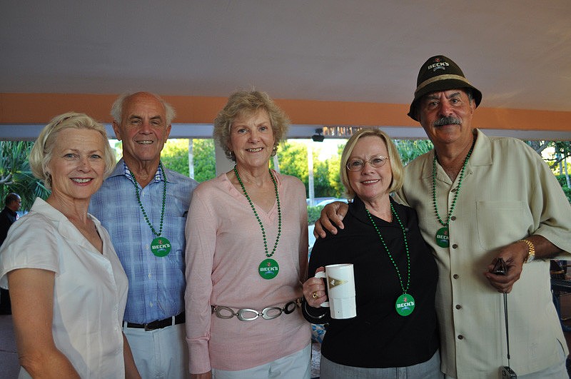 Sally and Fred Brumbaugh, Karen Cogbill and Barb and Lou Sanandres