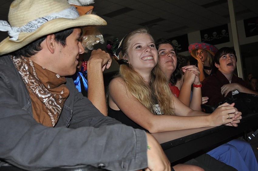 Hayley Thomas, center, played on a team of juniors.
