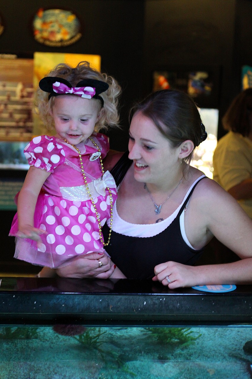 Annalisa Wiley with her niece, Emma Wiley.
