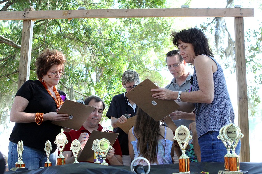 The judges make their final decisions.