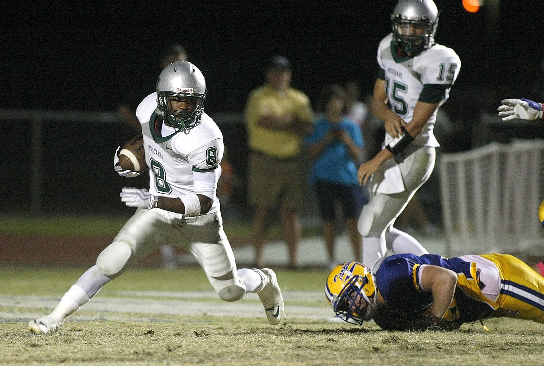 Lakewood Ranch senior tailback Taryn Laws, who is approaching 1,000 yards on the season, rushed for 100 yards on the night. Photo by Brian Blanco.