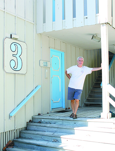 Colony Beach & Tennis Resort Association President Jay Yablon doesn't believe redevelopment issues will pose a problem.