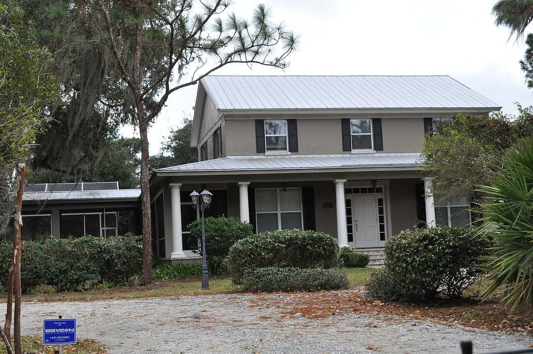 This River Forest home has three bedrooms, three baths, a pool and 3,184 square feet of living area.