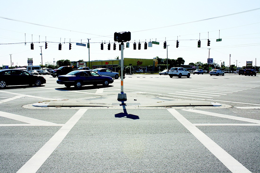 n 2009, the intersection at U.S. 41 and Stickney Point Road was named the third-busiest intersection in the county. Then, it saw 70,000 cars each day.