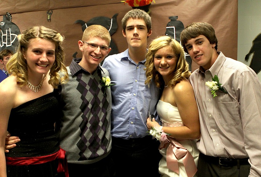Morgan Lynch, Zach Zimmer, Brandon Lippet, Sarah Riffel and Kyle Bell