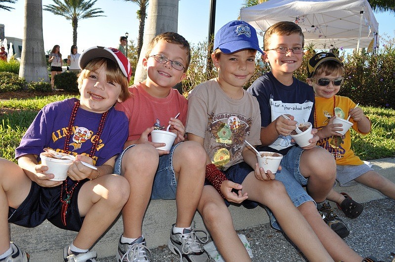 Quinten Rosenthal, Derek Breiner, Aiden Rosenthal, Jason Breiner and Coby Rosenthal made sure to fill up on ice cream.