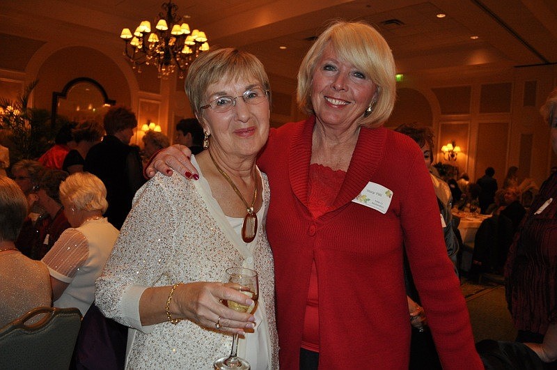 Judy Williams and Mary Pihl enjoyed the evening.