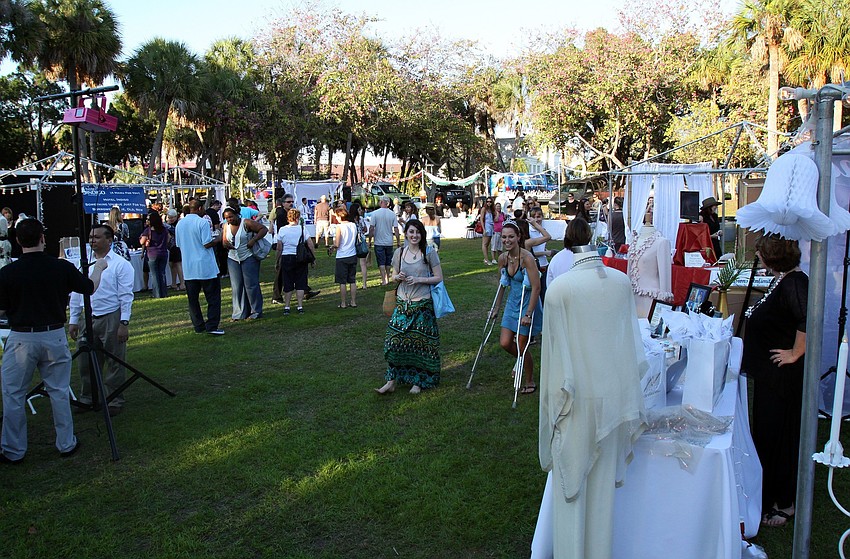 A look at the circle during St. Armands Circle's Weddings in Paradise Circle of Love event.