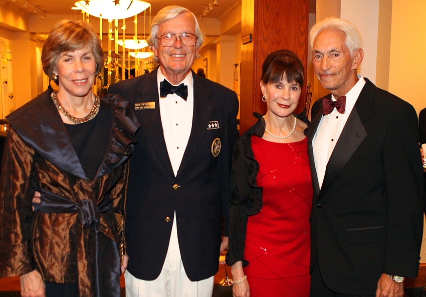 Charlotte Isaacs, Bob Petersen with Lynda and Fred Doery.