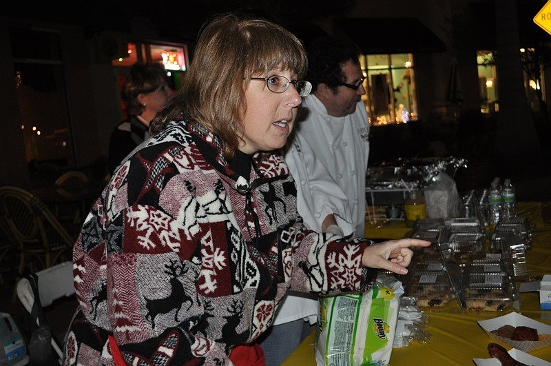 Tami Wankoff sold turkey legs and other delicacies by Delicious Creations.