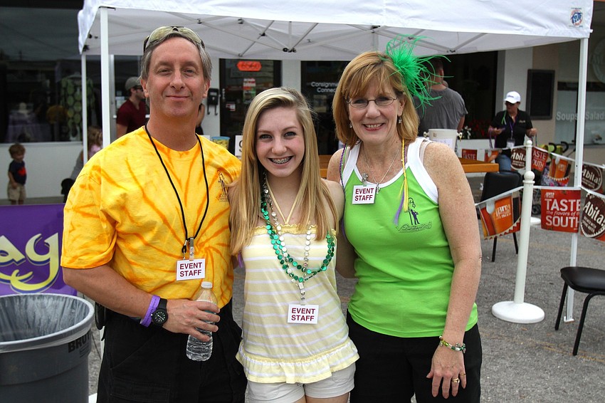 Frank, Emily and Anne Scoma