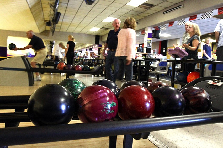 Bird Key Yacht Club bowled against Sarasota Yacht Club on Friday, Feb. 28 at Sarasota Lanes. There were about 30 bowlers involved.