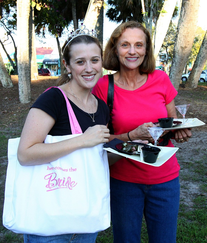 Daughter-Mother duo, Jen and Betty Halpern, have a good time bonding while looking for wedding ideas on Saturday, Feb. 26 on Armands Circle's Weddings in Paradise Circle of Love event.