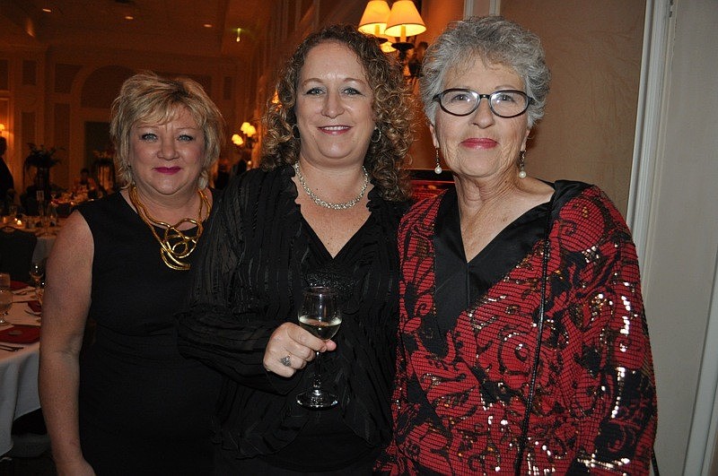 Susanne Arbanas, Caryn Hodge and Ruth Uecker