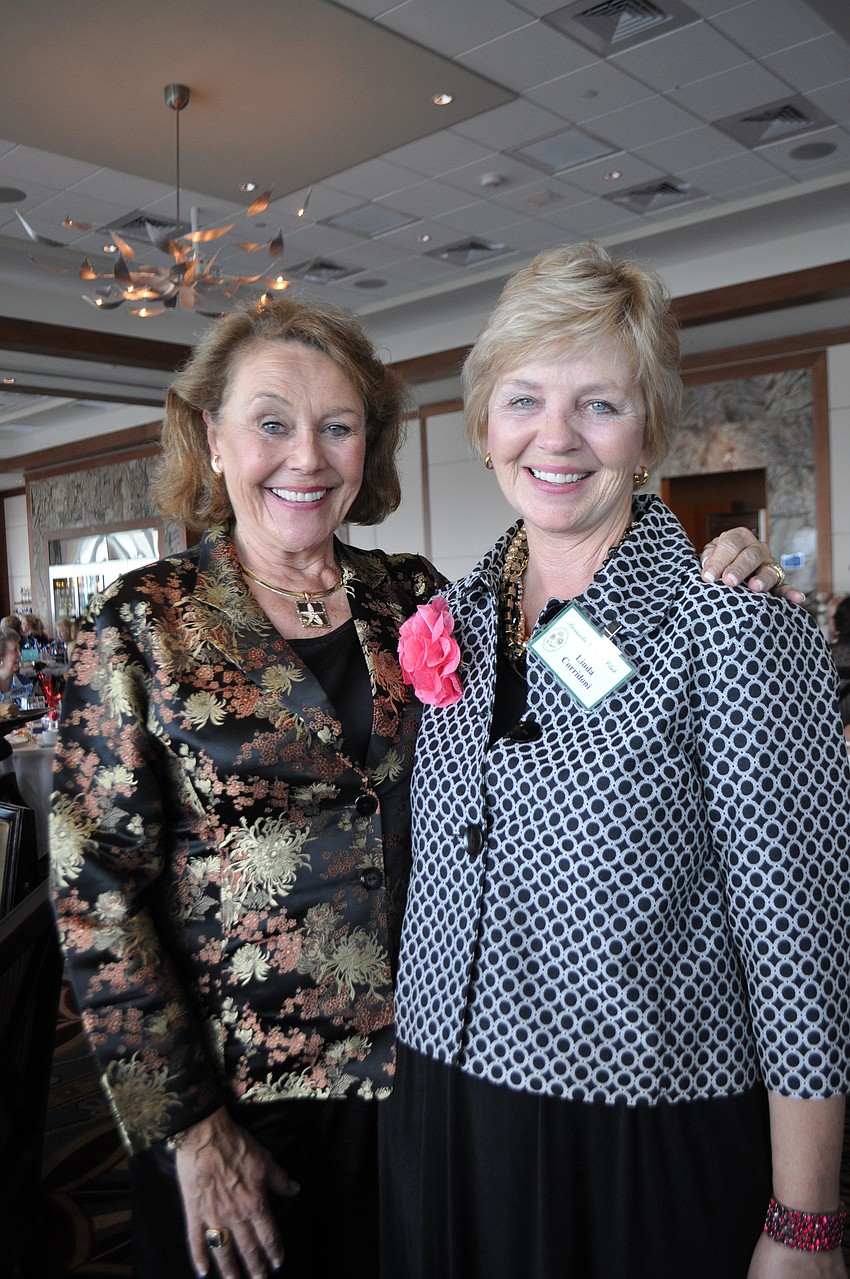 Fashion show co-chairs Jo-Ann Winn and Linda Corridoni