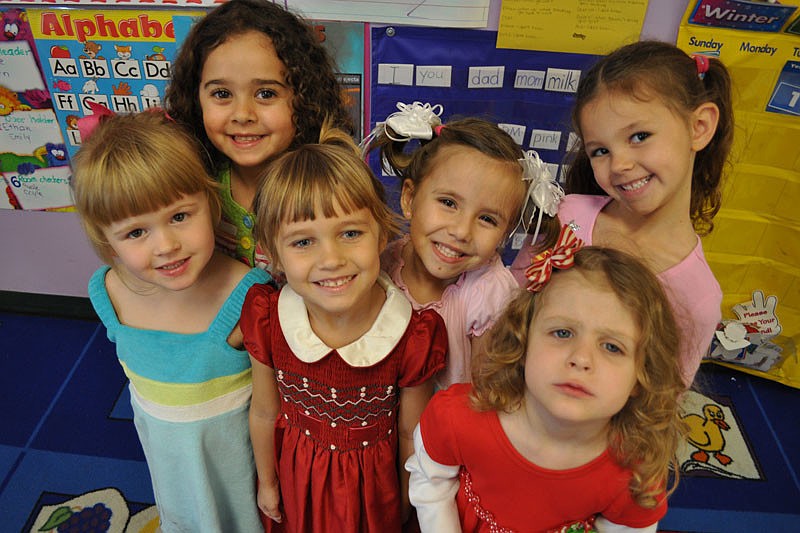 Ava Andrews, Natalie Dominguez, Isabella Hohmeister, Sude Tanrisever, Brandi Maslar and Chloe Deglopper came as various Dr. Seuss book characters.