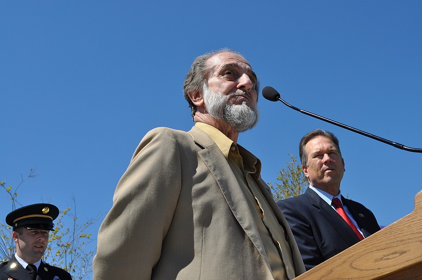 American Ideals Foundation founder Robert Moffa led the ceremony.