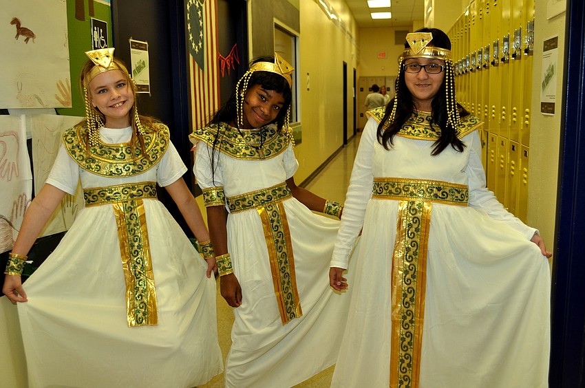 Elisa Constantineau, Alexia Pete and Diana Munoz