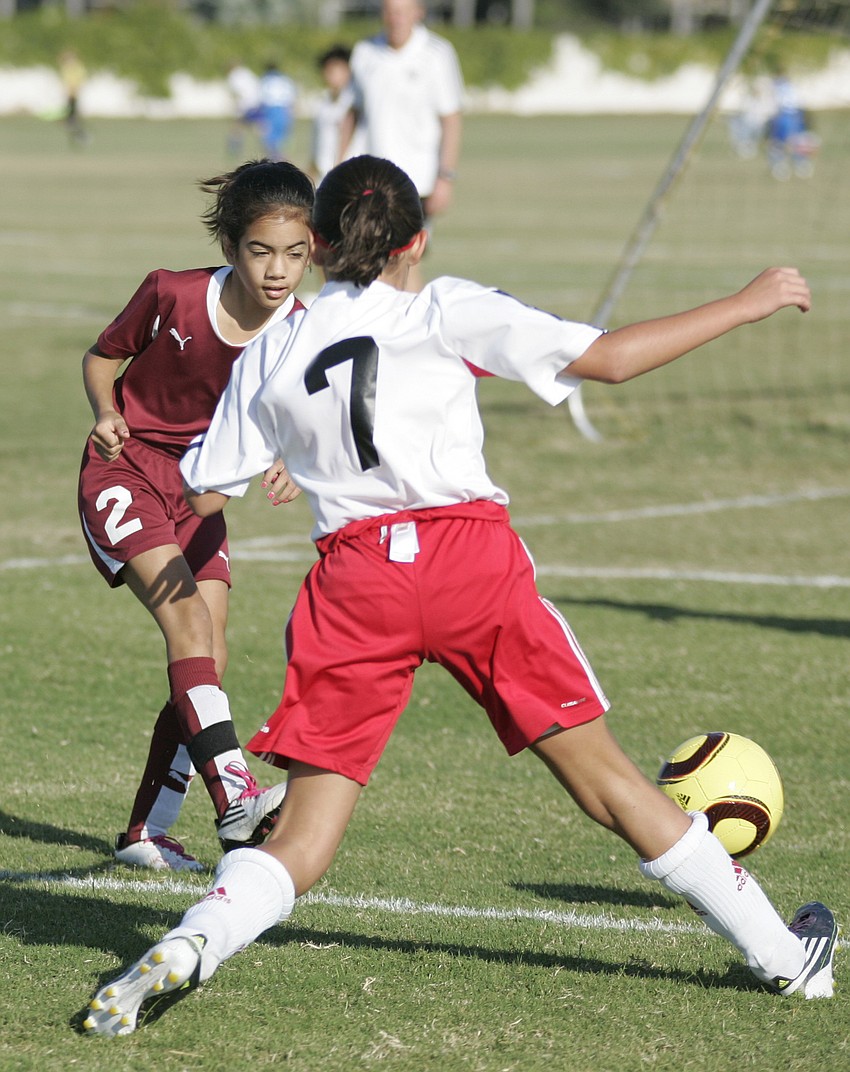Maddie Mirandilla played forward for Braden River's U11 girls black team