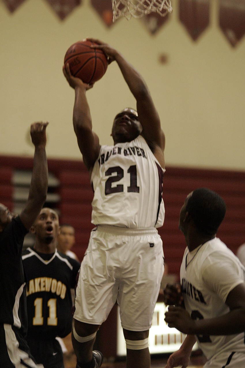 Javar Baity finished with 14 points to lead the way for Braden River.