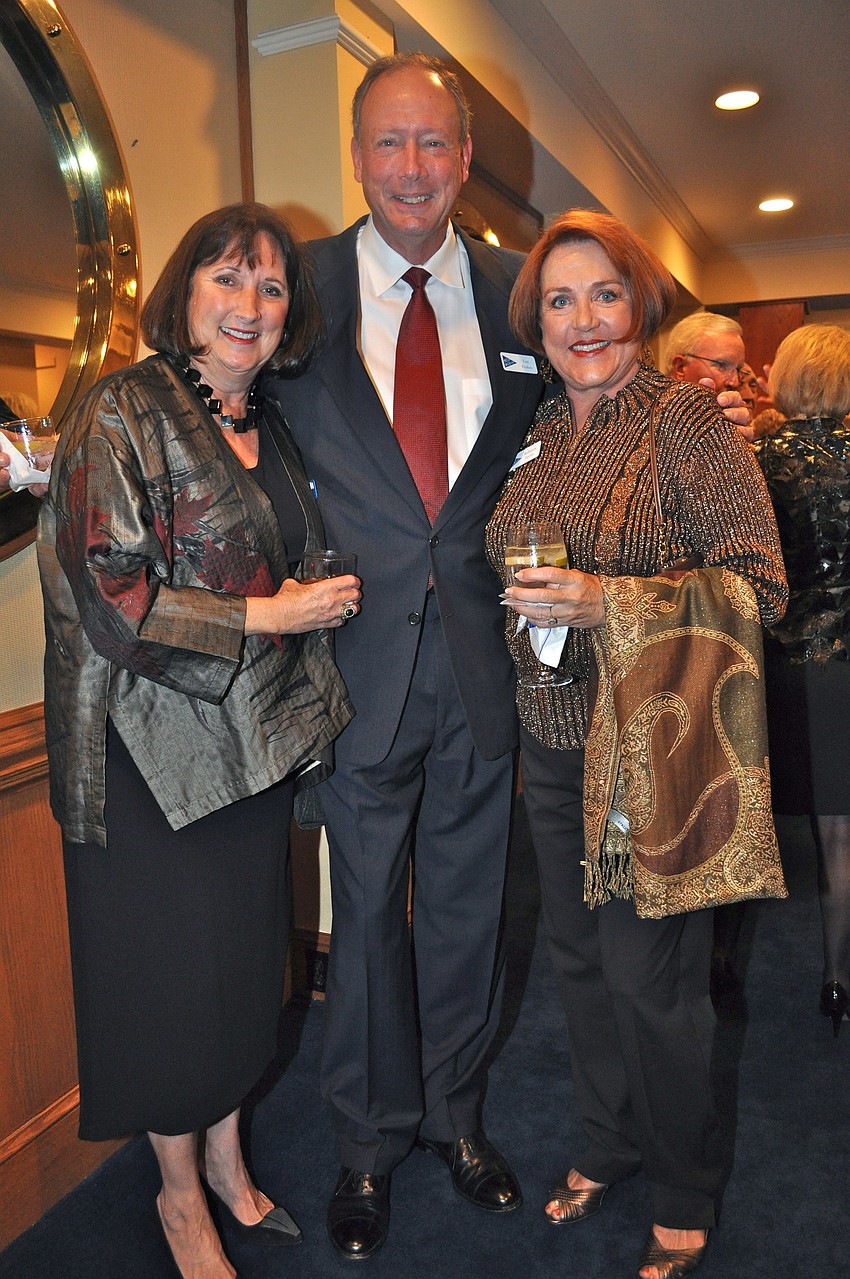 Jan and Lee Peakes with Rebecca Taylor