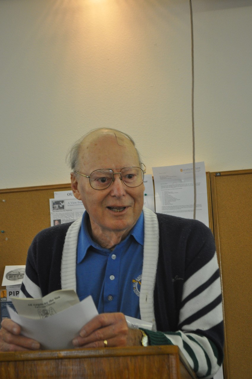 Club President Bob Hambrecht