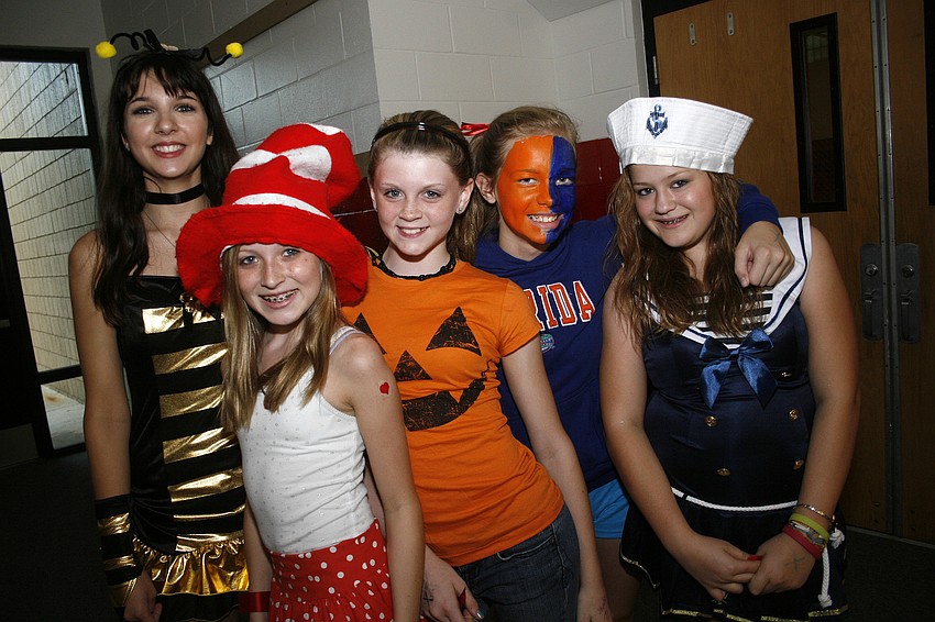 Megan Manbeck, Shelby Ryskamp, Angela Dauphinee, Sierra Yost and Daniele Spring