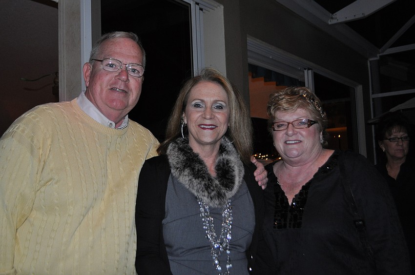 Steve and Maureen Horn with Lee Rugh, middle