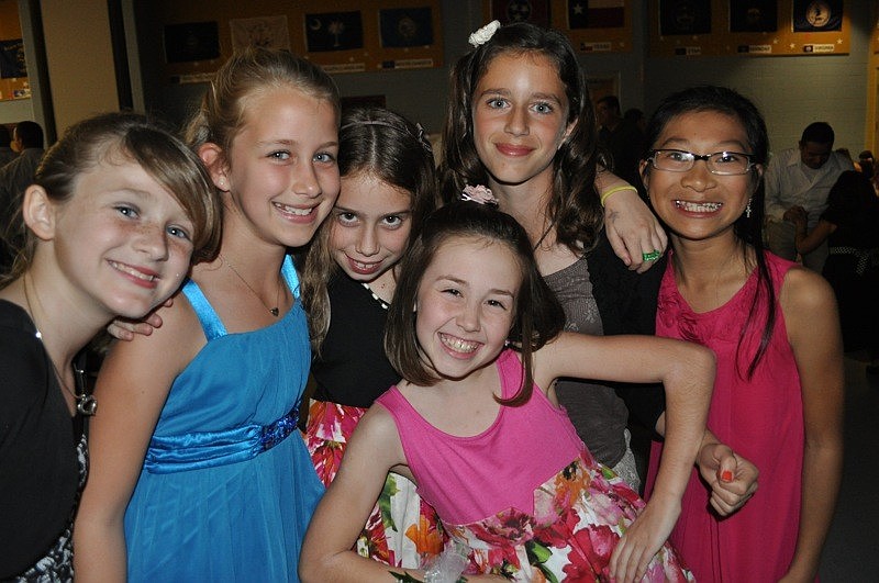 Pictured are Nicole Lewis, Courtney Wilson, Alexa Giddens, Brittany Dean, Camryn Lizardi and Rosie Kinnett.