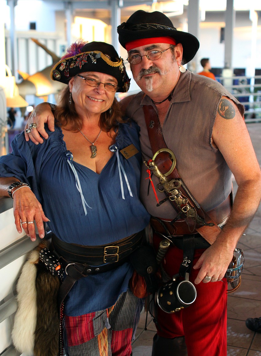 Stumbles and HooDat.