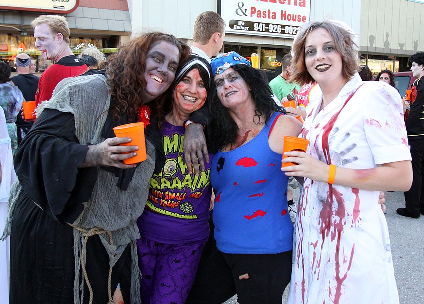 Tracy Wilson, Lori Bolz, Tami Bellon and Shanna Dunnuck.