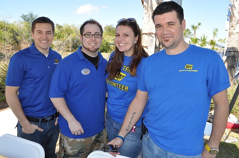 Dan Goltz, Gaylen Visingard, Colleen Ogletree and Paul Batista volunteered with Best Buy.