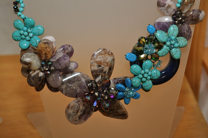 Lisa Davin designed this spectacular piece of jewelry.