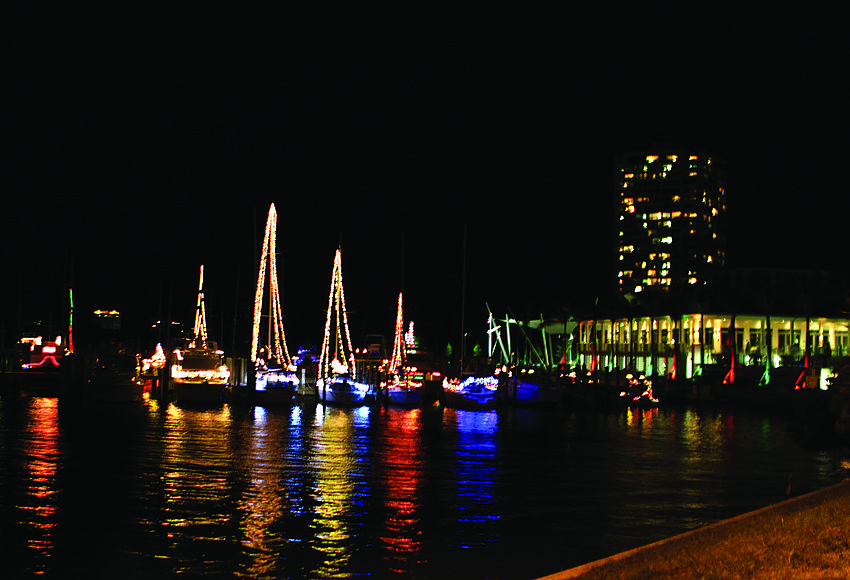 sarasota yacht club lighting of the fleet