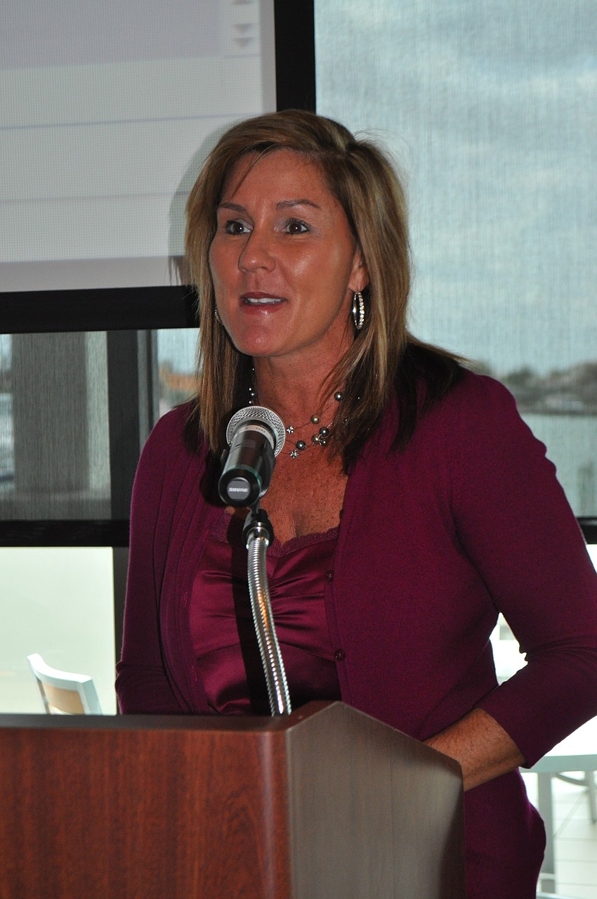 Kerry Conboy, vice president of membership for the Central West Coast Chapter of the FPRA, welcomes new members to the meeting.