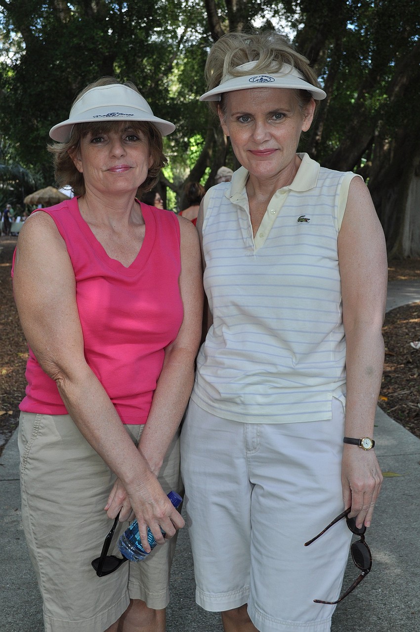Jean Fleming with her sister, Pat Fleming