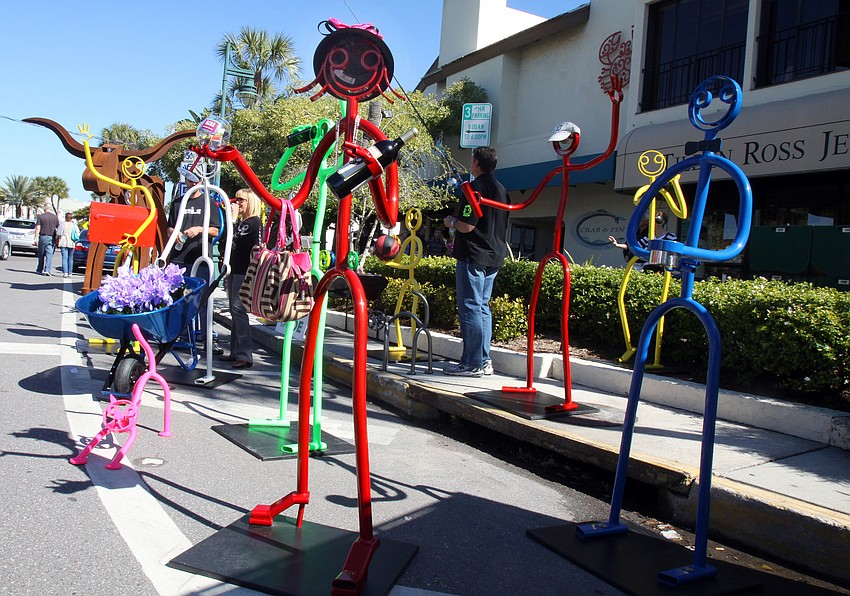 The ever popular Tube Dudes were on display on Saturday, Jan. 29 at St. Armand's Art Fair.