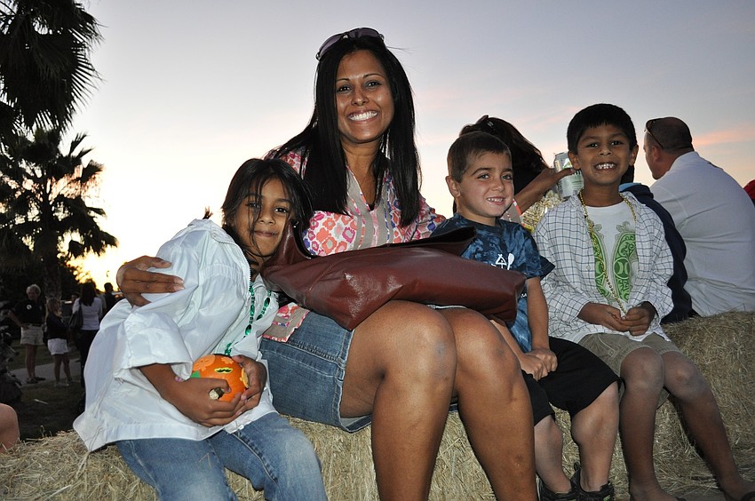 Arya Gupta enjoyed a hayride with her mom, Priayanka, friend Grayson Tullio, and brother, Neal.
