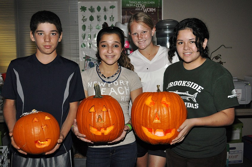Joey Sapp, Shayna Stone, Noelle Kough and Estephany Arauz