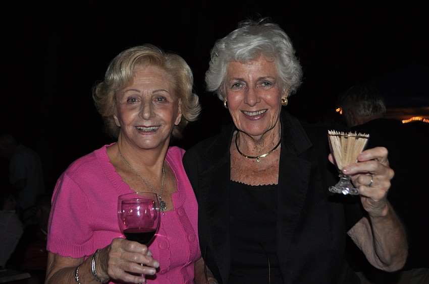 Rose Tomason and Joyce Mount