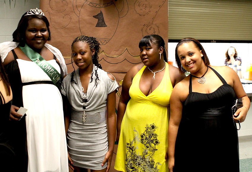 Areeg Hussein, Deneshia Calvin, Ronisha Williams and Breonna Sturz